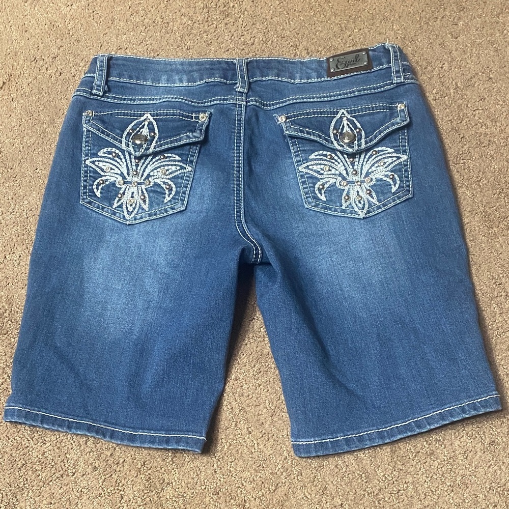 Earl Jean Blue Denim Shorts with Embroidered Bedazzled Pockets Size 5 Spring